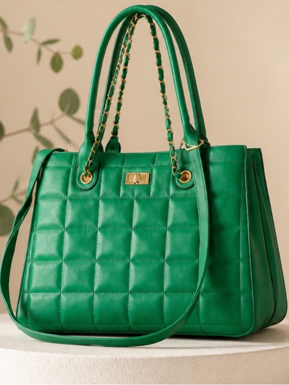 NWOT, Gorgeous Leather Bag Made In Italy.